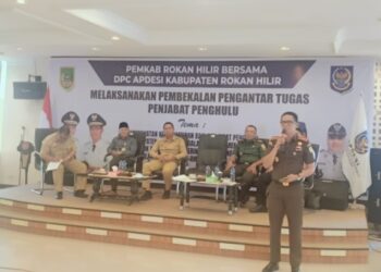 Kajari Rohil Berikan Pembekalan Pengantar Tugas Penjabat Penghulu se-Kabupaten Rokan Hilir