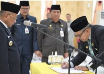 Selamat & Sukses, Bupati H. Bistamam Resmi Melantik Ferry H Parya Sebagai Pj Sekda