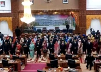 DPRD Rohil Gelar Rapat Paripurna Penetapan Pasangan Bupati dan Wakil Bupati 2025-2030