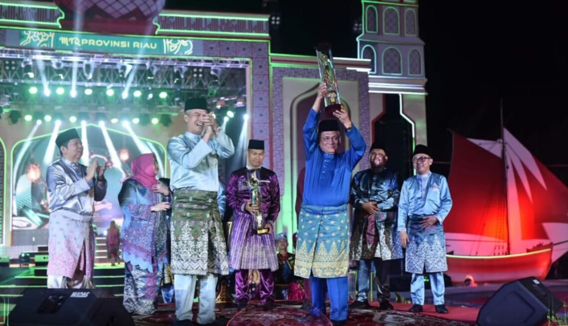 Rokan Hilir Juara 1 Pawai Ta’aruf MTQ ke 43 Provinsi Riau