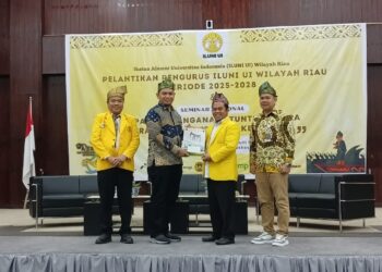 Plt Dirut PT SPRH Teken MoU dengan Sekjen ILUNI UI Terkait Budidaya Kelapa Genjah