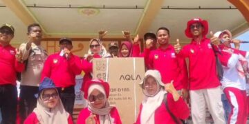 Meriahkan HUT RI ke 80, Kepenghuluan Sei Bakau Mengadakan Jalan Santai Berhadiah