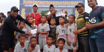 Bocah Simpang FC Tampil Juara 1 Turnamen Sepak Bola Kep Sinaboi & Kel Sinaboi Kota