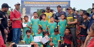 Tim Kesebelasan Bocah Simpang FC Tampil Juara 1 Turnamen Sepak Bola Kep Sinaboi & Kel Sinaboi Kota