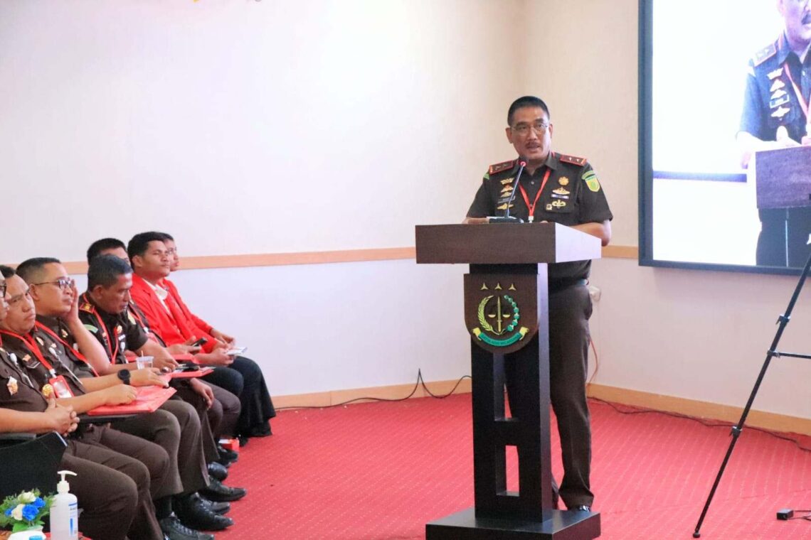 Kejati Maluku Gelar Seminar Ilmiah Jelang Hari Kejaksaan RI Tahun 2025