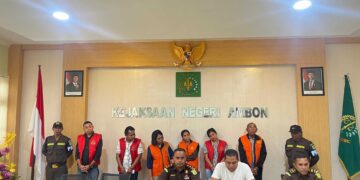 Eks Pejabat Tiouw dan 5 Perangkat Negeri Ditahan Penyidik Cabjari Ambon Saparua