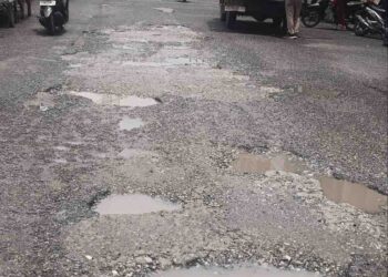 Jalan Sentosa Kota Bagansiapiapi Rusak dan Berlobang, Kabid PUTR : Anggaran 2025 Minim