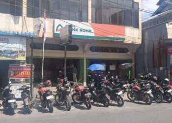 Terkait Tuntutan WMK Mundur Dari Jabatan Dirut, Wabup Rohil Jhoni Charles Turun Tangan