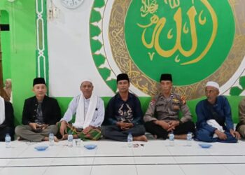 Penghulu Sungai Bakau Supianto Menghadiri Kegiatan Maulid Nabi Muhammad SAW 1446 H di Masjid Al Falah (Iwandi)