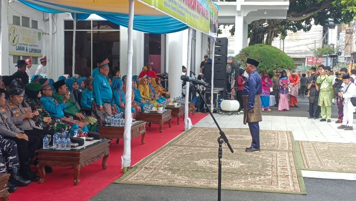 Pj Penghulu Syafri Kembali Jadi Komandan Barisan Pawai Ta’aruf MTQ ke XX