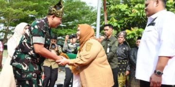 Bupati Kasmarni Sambut Kedatangan Danrem 031 Wira Bima di Makodim