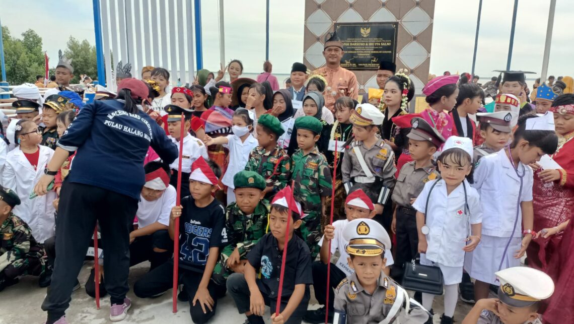 Pulau Halang Muka Adakan Kegiatan Karnaval, Olahraga dan Hiburan Rakyat