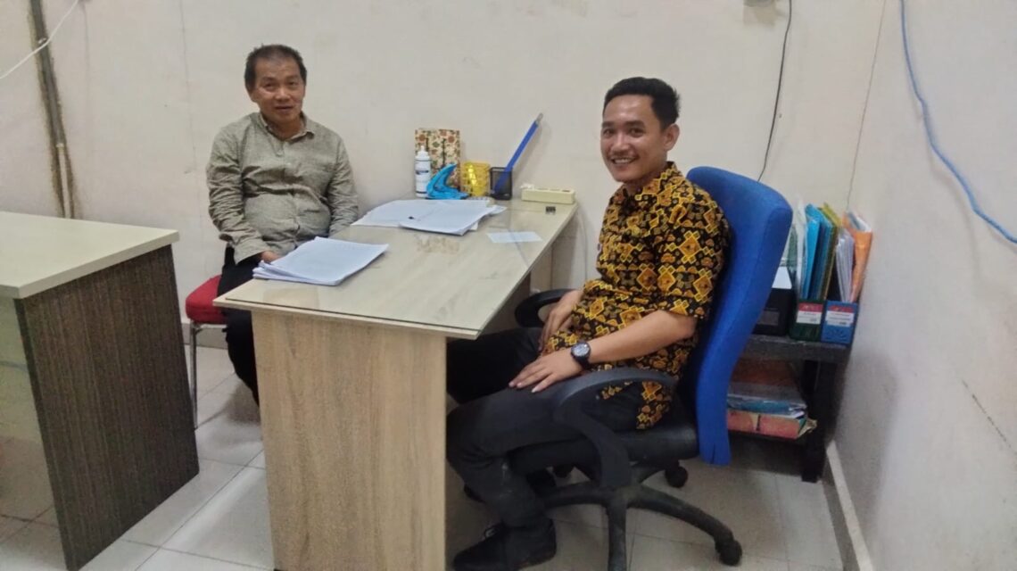 Camat Andri Munawar Melakukan Kunjungan Kerja di Puskesmas Sinaboi