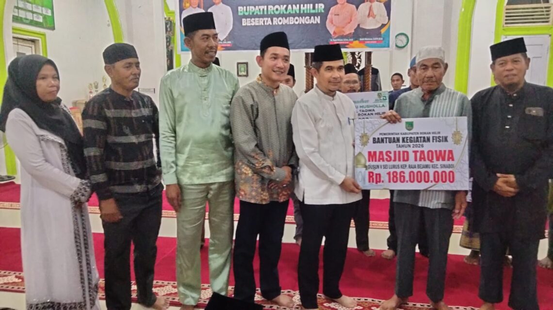 Asisten I Bidang Pemerintahan dan Kesra Sekdakab Rohil Safari Ramadhan ke Sinaboi 