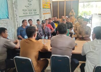 Kegiatan Silaturahmi FGD dan Colling Sistem di Kantor Kepenghuluan Sinaboi (Iwandi)