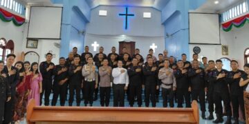 Polsek Panipahan Lakukan Himbauan Kamtibmas di Gereja HKBP 