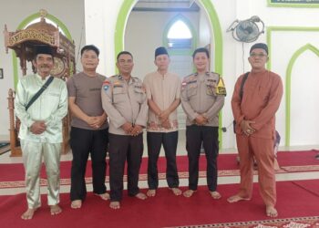Colling Sistem melalui Sholat Jumat Berjemaah (f: Iwandi)
