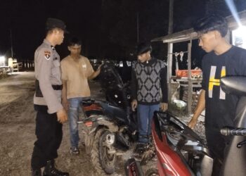 (f: Iwandi)