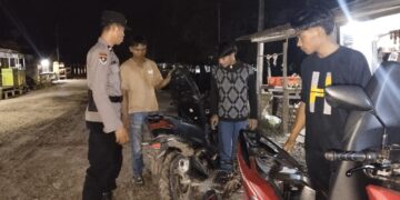 Antisipasi Gangguan Kamtibmas di Hari Libur, Polsek Sinaboi Gelar Patroli KRYD