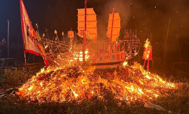 Polsek Sinaboi: Pengamanan Bakar Tongkang Kelenteng Tin Hai King Berjalan Kondusif