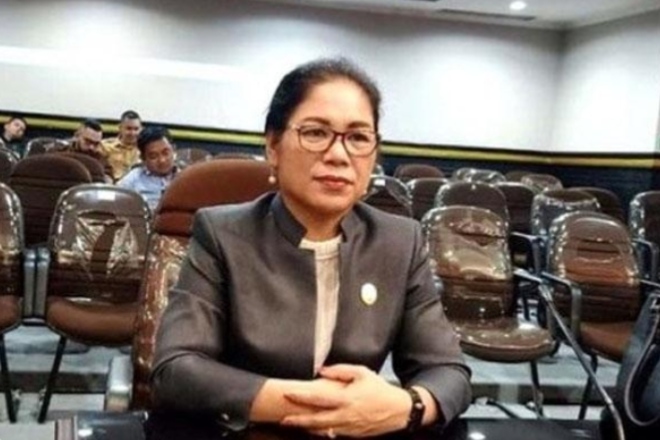 Jepta Sitohang Resmi Jabat Ketua Komisi III DPRD Pekanbaru