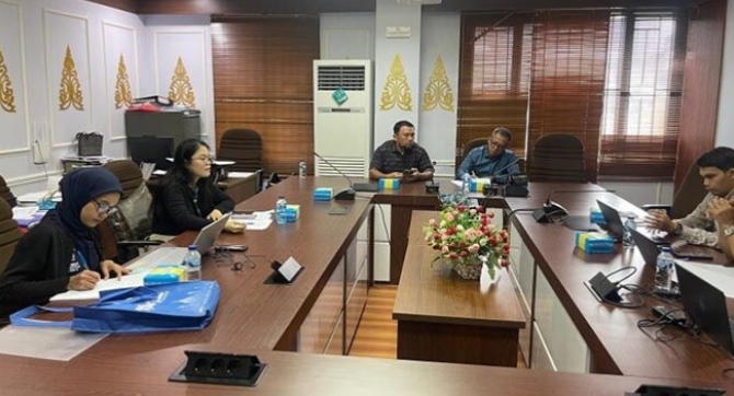 DRPD Pekanbaru Gelar Hearing Terkait Raibnya Dana Nasabah, OJK Hadir, CIMB Mangkir