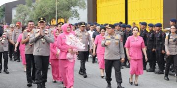 Estafet Kepemimpinan Bergulir, Wakapolda Riau hingga Kapolres Berganti